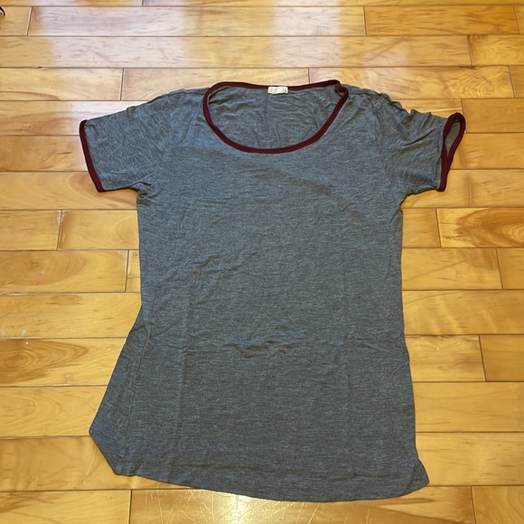 Garage shirt bundle, size xs and s - Picture 3 of 9